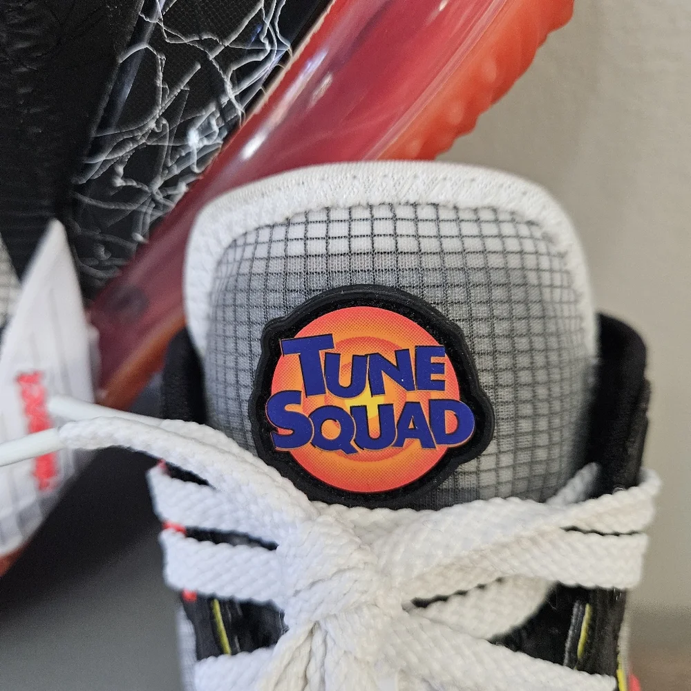 LeBron XV111 Low Nike, 8 Men's, White/ Bright  Crimson- Black - Picture 8 of 16